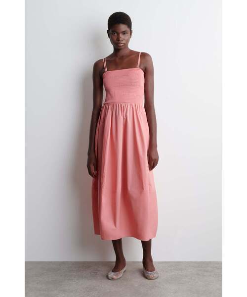 COS（コス）の「スモックミディドレス（ワンピース・レディース・ネイビー/ピンク/ライトグリーン・S/XS/M/L）」の3枚目の写真