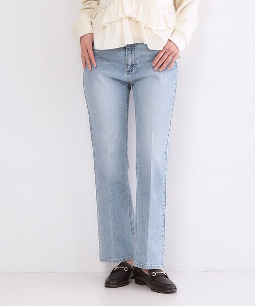 OPAQUE.CLIP（オペークドットクリップ）の「《SS-LLサイズ》ストレッチセミフレアデニム【洗濯機洗い可】（デニムパンツ・レディース・ライトブルー/ブルー系その他/ネイビー/サックスブルー・34/36/38/40/42/02/03）」の3枚目の写真
