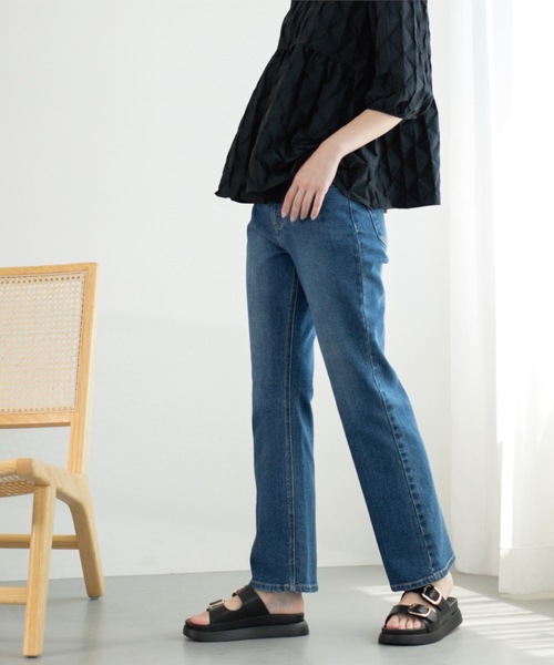 OPAQUE.CLIP（オペークドットクリップ）の「《SS-LLサイズ》ストレッチセミフレアデニム【洗濯機洗い可】（デニムパンツ・レディース・ライトブルー/ブルー系その他/ネイビー/サックスブルー・34/36/38/40/42/02/03）」の9枚目の写真