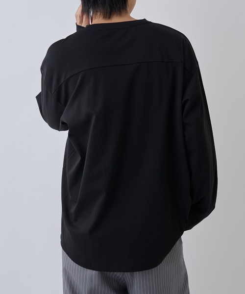COLONY 2139(コロニートゥーワンスリーナイン)の「フェードコットンラウンドヘム長袖TEE(Tシャツ/カットソー・メンズ・グレー/ブラック/ホワイト・MEDIUM/LARGE)」の10枚目の写真