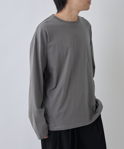 COLONY 2139(コロニートゥーワンスリーナイン)の「フェードコットンラウンドヘム長袖TEE(Tシャツ/カットソー・メンズ・グレー/ブラック/ホワイト・MEDIUM/LARGE)」の14枚目の写真
