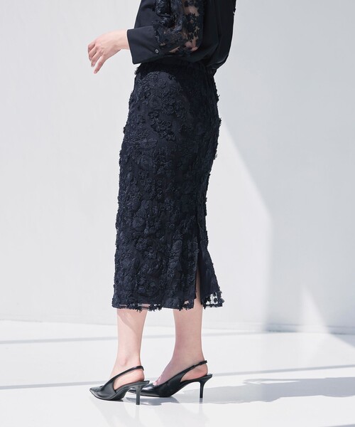 BIANCA(ビアンカ)の「【マルチシーン】華やかレーススカート(スカート・レディース・オフホワイト/ネイビー・40/38)」の9枚目の写真