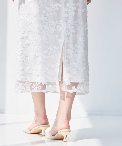 BIANCA(ビアンカ)の「【マルチシーン】華やかレーススカート(スカート・レディース・オフホワイト/ネイビー・40/38)」の14枚目の写真