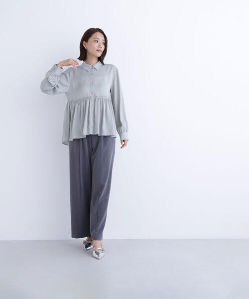 NATURAL BEAUTY BASIC（ナチュラルビューティーベーシック）の「◇サテンペプラムブラウス（シャツ/ブラウス・レディース・レッド/ライトグリーン/オフホワイト・SMALL/MEDIUM）」の22枚目の写真