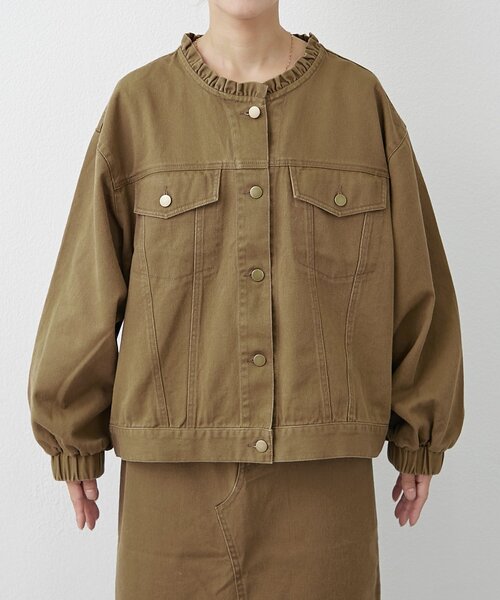 WILLOW（ウィロー）の「【willow】ノーカラー微フリル袖ボリュームブルゾン（デニムジャケット・レディース・カーキ/チャコールグレー・ONE SIZE）」の12枚目の写真