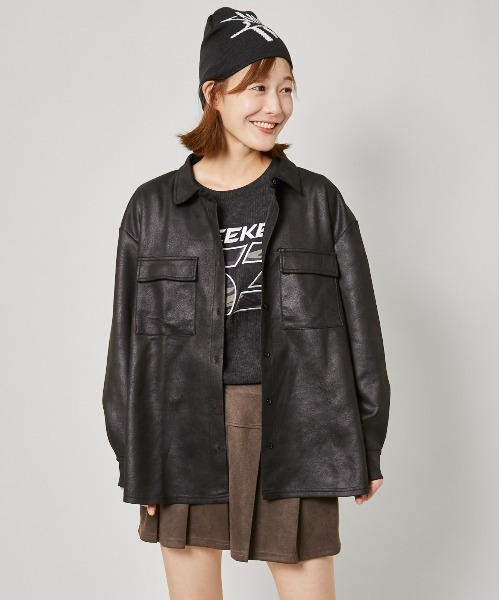 GORGE（ゴージ）の「《フェイクレザー見え×ゆるシルエット》一枚でサマ見え！合皮風ポンチジャケット（その他アウター・レディース・ブラック/ダークブラウン/ブラウン・F）」の11枚目の写真