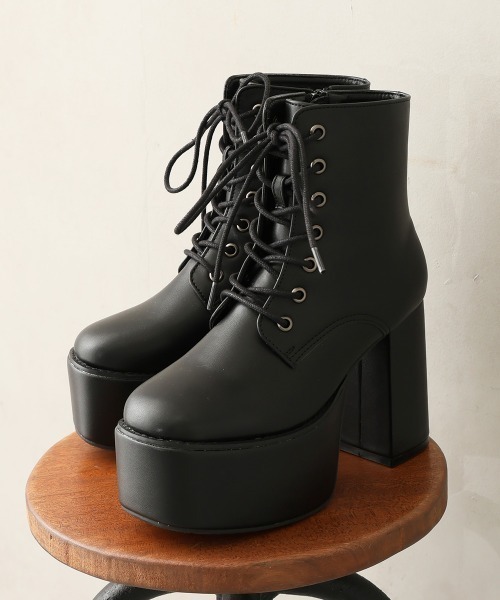 DEMETER(デメテル)の「厚底 プラットフォーム レースアップブーツ(ブーツ・レディース・ブラック・S/M/L/LL)」の18枚目の写真