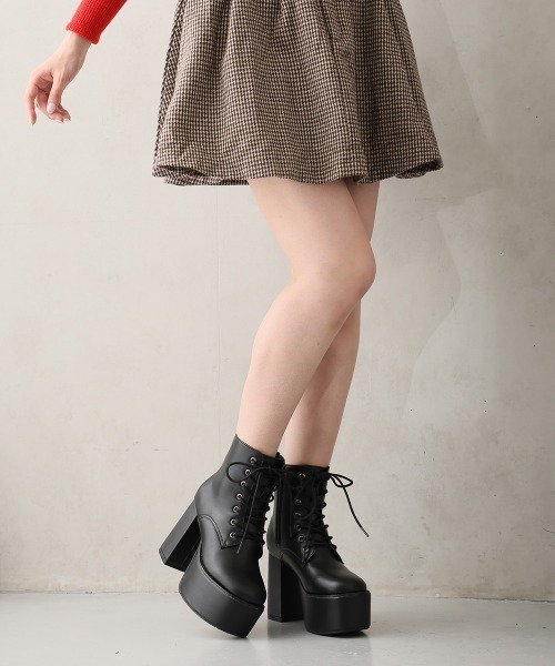 DEMETER(デメテル)の「厚底 プラットフォーム レースアップブーツ(ブーツ・レディース・ブラック・S/M/L/LL)」の5枚目の写真