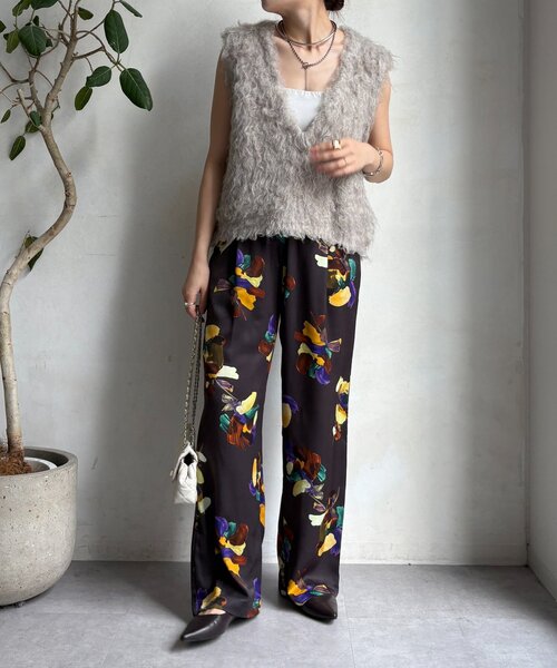 DouDou（ドゥドゥ）の「ビッグフラワープリントパンツ（その他パンツ・レディース・ベージュ/ブラウン・FREE）」の22枚目の写真