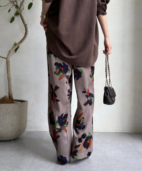 DouDou（ドゥドゥ）の「ビッグフラワープリントパンツ（その他パンツ・レディース・ベージュ/ブラウン・FREE）」の20枚目の写真
