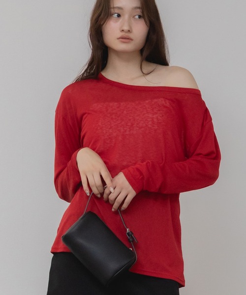HEILIS(ヘイリス)の「オフショルダーシアーカットトップス/オフショルダー 肌見せ 抜け感 ホワイト ネイビー レッド 韓国 シンプル 長袖 春服 秋服 夏服 シアー オーバーサイズ 透け感 冷房対策 紫外線対策(Tシャツ/カットソー・レディース・ネイビー/ホワイト/レッド・FREE)」の1枚目の写真