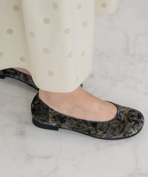 Bridget Birkin（ブリジットバーキン）の「【Bridget Birkin】オブリークバレエシューズ(551551)（バレエシューズ・レディース・グリーン系その他/ブラック系その他/グレー系その他・23/24/23.5/24.5/22.5）」の3枚目の写真