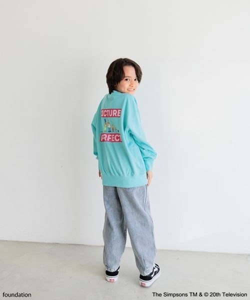 The Simpsons(ザ・シンプソンズ)の「【The Simpsons/BAYFLOW】スウェットプルオーバー(KIDS)(スウェット・キッズ・オフホワイト/チャコール/ブルーグリーン・130cm/120cm/110cm/150cm/140cm)」の9枚目の写真