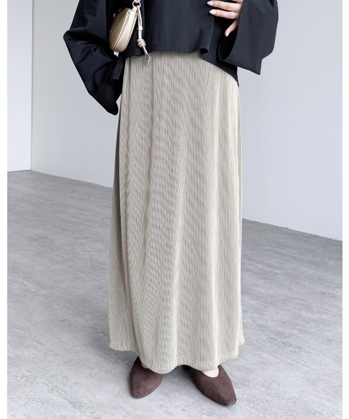 reca(レカ)の「ストライププリーツスカート(スカート・レディース・ベージュ/チャコールグレー/グレー・M)」の1枚目の写真