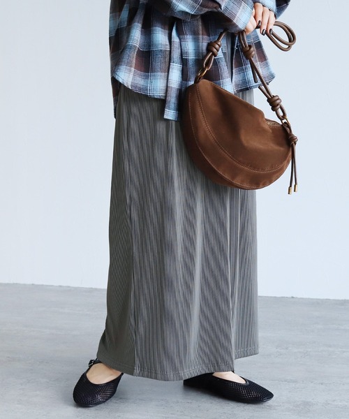 reca(レカ)の「ストライププリーツスカート(スカート・レディース・ベージュ/チャコールグレー/グレー・M)」の19枚目の写真