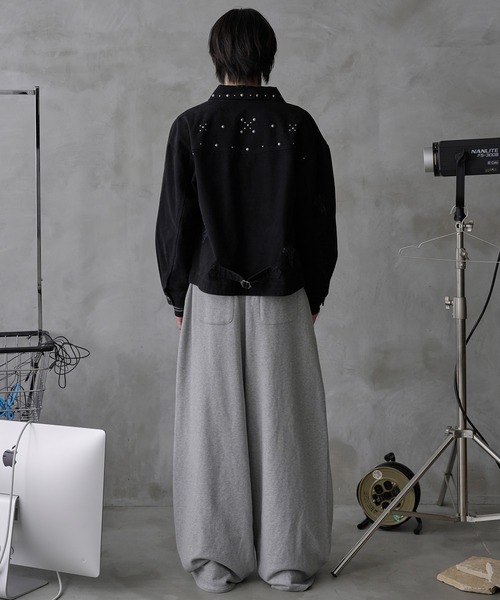 EPNK（イーピーエヌケー）の「Studs damage denim jacket / スタッズ