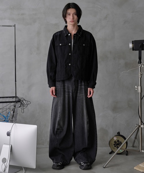 EPNK（イーピーエヌケー）の「Studs damage denim jacket / スタッズ