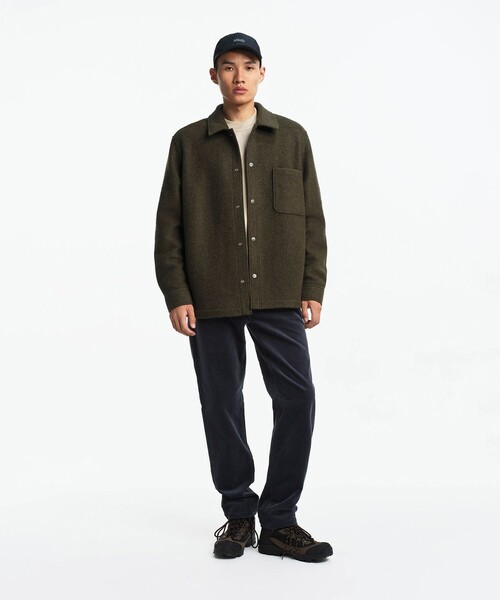 AIGLE(エーグル)の「ストレッチ テーパードコーデュロイ ワイドパンツ(その他パンツ・メンズ・ブラウン/ベージュ/ダークネイビー・42/38/44/40)」の4枚目の写真