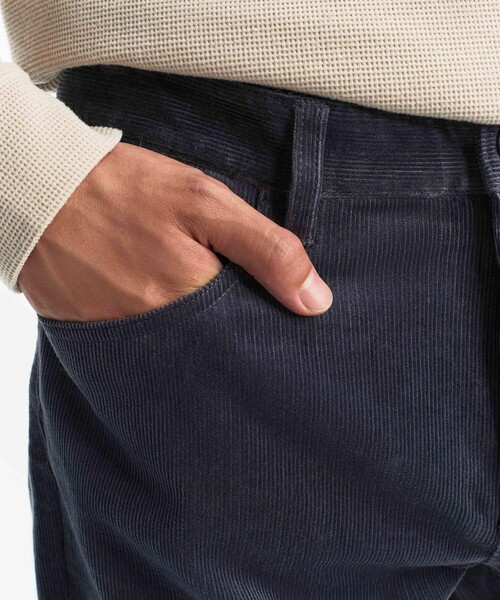 AIGLE(エーグル)の「ストレッチ テーパードコーデュロイ ワイドパンツ(その他パンツ・メンズ・ブラウン/ベージュ/ダークネイビー・42/38/44/40)」の7枚目の写真