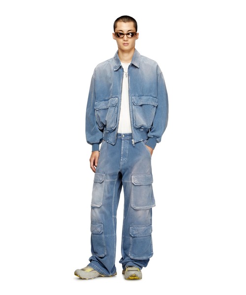 DIESEL(ディーゼル)の「メンズ デニムパンツ RELAXED D-TOUCH-CARGO L.30(デニムパンツ・メンズ・インディゴブルー・28inch/32inch/26inch/34inch/30inch)」の5枚目の写真