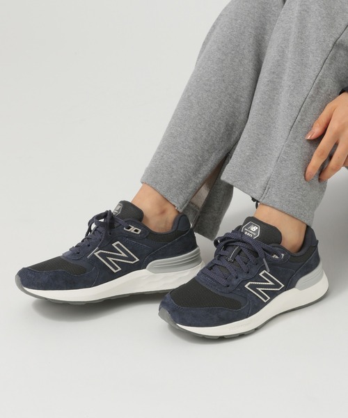 NEW BALANCE（ニューバランス）の「【new balance】Walking Fresh Foam 880 v7（WOMEN)（スニーカー・レディース・ブラック/ネイビー・LARGE/MEDIUM）」の2枚目の写真