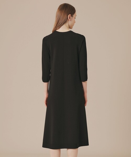 MACKINTOSH LONDON(マッキントッシュ ロンドン)の「スライトラスターストレッチワンピース(ワンピース・レディース・ブラック/ベージュ・38/40)」の8枚目の写真