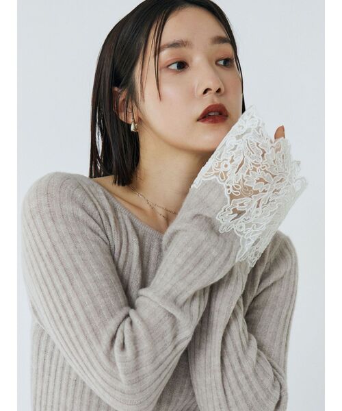 LAGUNAMOON(ラグナムーン)の「レースドッキングリブニットワンピース(ワンピース・レディース・ベージュ/ネイビー/ピンク・SMALL/MEDIUM)」の13枚目の写真