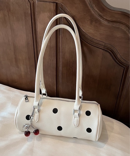 deux amour（ドゥーザムール）の「水玉プリントボストンバッグ（ボストンバッグ・レディース・ブラウン/ホワイト/ブラック/ワイン・FREE）」の2枚目の写真