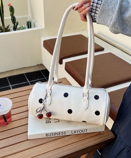 deux amour（ドゥーザムール）の「水玉プリントボストンバッグ（ボストンバッグ・レディース・ブラウン/ホワイト/ブラック/ワイン・FREE）」の5枚目の写真
