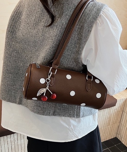 deux amour（ドゥーザムール）の「水玉プリントボストンバッグ（ボストンバッグ・レディース・ブラウン/ホワイト/ブラック/ワイン・FREE）」の13枚目の写真