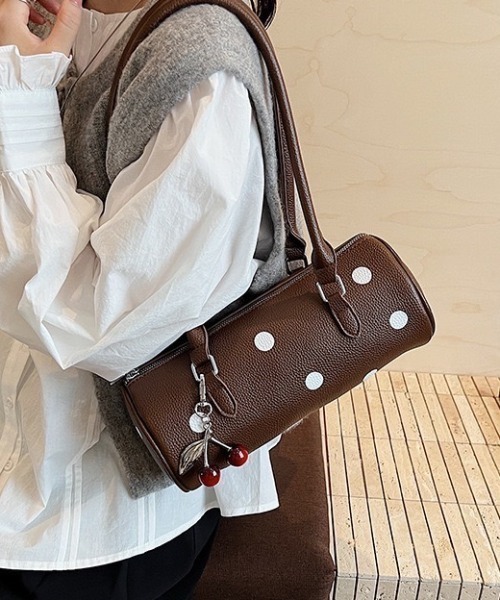 deux amour（ドゥーザムール）の「水玉プリントボストンバッグ（ボストンバッグ・レディース・ブラウン/ホワイト/ブラック/ワイン・FREE）」の15枚目の写真
