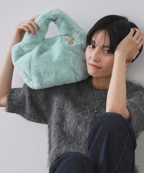 OPAQUE.CLIP（オペークドットクリップ）の「【2WAY】フェイクファーミドルトートバッグ（トートバッグ・レディース・ブラウン系/オフホワイト/チャコールグレー/グリーン系・00）」の11枚目の写真