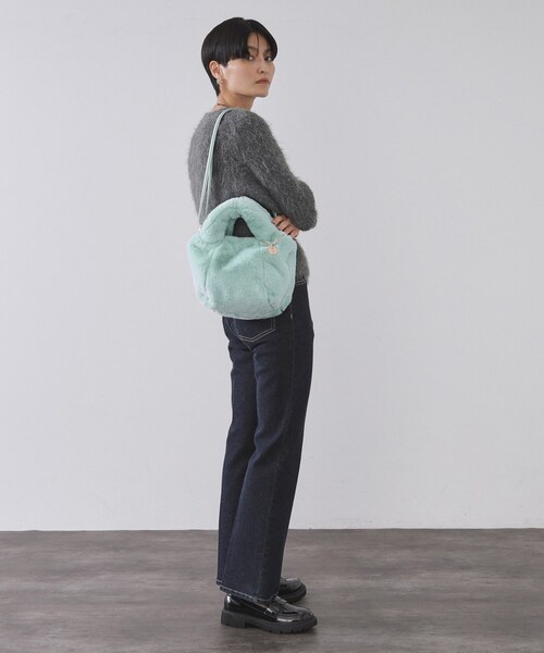 OPAQUE.CLIP（オペークドットクリップ）の「【2WAY】フェイクファーミドルトートバッグ（トートバッグ・レディース・ブラウン系/オフホワイト/チャコールグレー/グリーン系・00）」の12枚目の写真