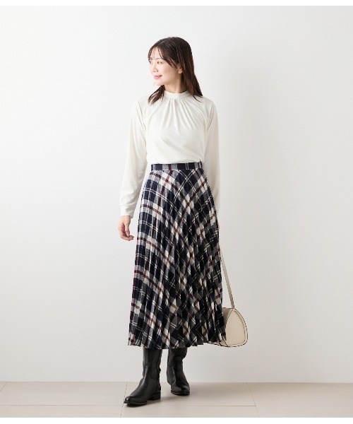 NEWYORKER（ニューヨーカー）の「エターミンニューヨーカータータン プリーツスカート（スカート・レディース・ネイビー・9号/11号）」の2枚目の写真