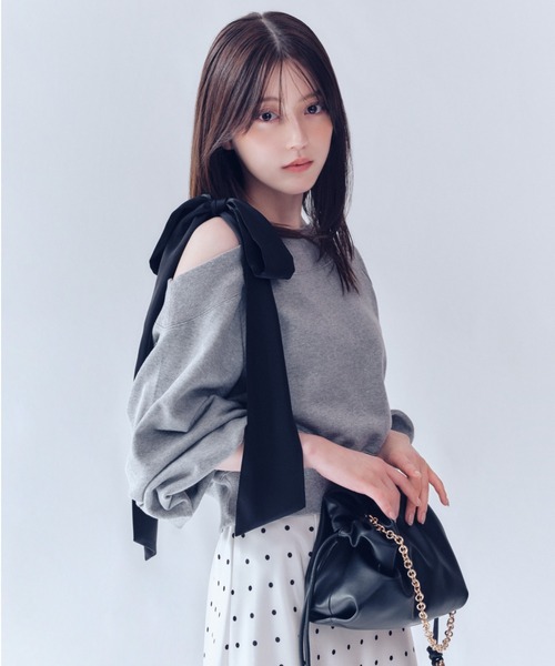 FRAY I.D（フレイアイディー）の「ビッグリボンワンショルカットソー