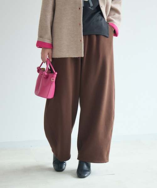 Paradise Picnic（パラダイスピクニック）の「cloche 裏起毛カーブシルエットパンツ（その他パンツ・レディース・グレー/ブラック/ブラウン・FREE）」の3枚目の写真