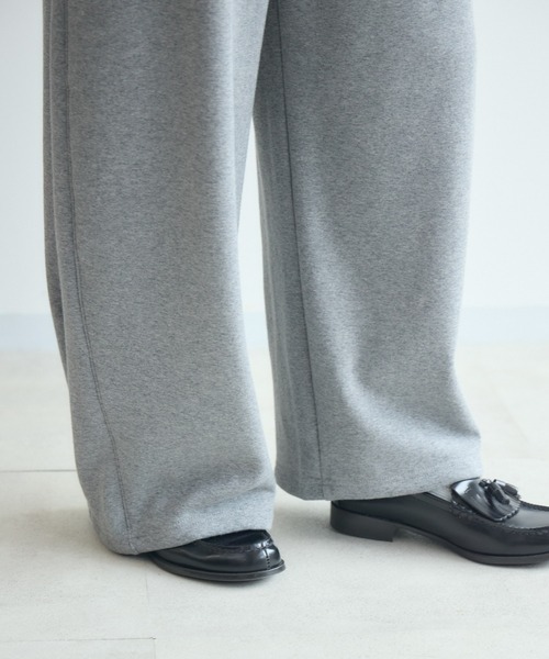 Paradise Picnic（パラダイスピクニック）の「cloche 裏起毛カーブシルエットパンツ（その他パンツ・レディース・グレー/ブラック/ブラウン・FREE）」の14枚目の写真