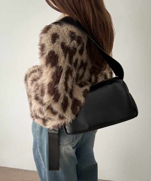 WEGO(ウィゴー)の「WEGO/2wayベルトワンショルダー(ショルダーバッグ・レディース・その他1/ブラック/ワイン/ブラウン・FREE)」の16枚目の写真