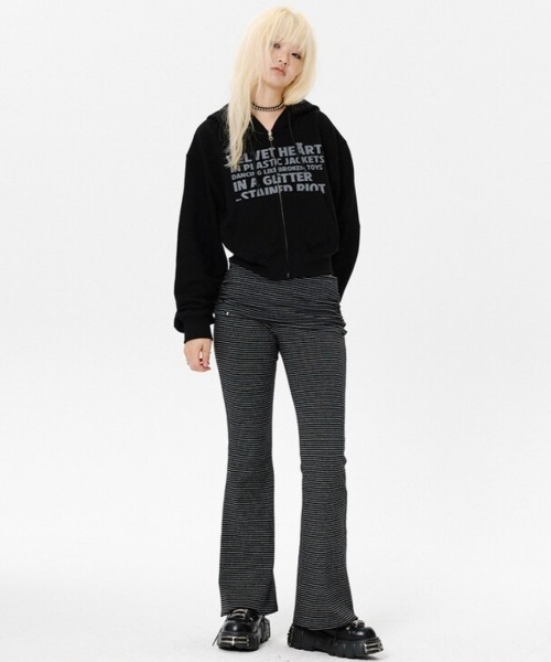 runningHIGH（ランニングハイ）の「【runningHIGH】[RENEWAL] LETTERING CROP ZIP UP HOODIE / 【ランニングハイ】レタリングクロップジップアップパーカー（パーカー・レディース・ブラック/グレー/ホワイト・ONE SIZE）」の14枚目の写真