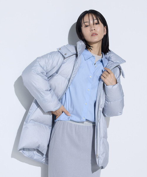 COMME CA(コムサ)の「ライトナイロンタフタ フード付きダウンコート(ダウンジャケット/コート・レディース・チャコール/キャメル/ブルー系その他・9号/11号)」の2枚目の写真