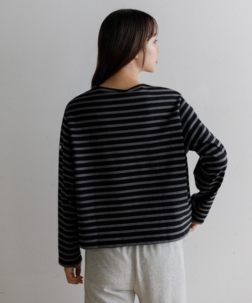 ORCIVAL（オーシバル）の「ORCIVAL Women's Cotton Lourd Wide Basque Shirt（Tシャツ/カットソー・レディース・ダークブラウン/レッド/グリーン/ブルー/ブラック・1）」の9枚目の写真