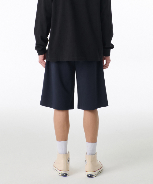 MUSINSA STANDARD（ムシンサスタンダード）の「[クールタンダード] ワンタックバミューダスウェットパンツ [ネイビー]（その他パンツ・メンズ・その他・SMALL/MEDIUM/LARGE/X-LARGE/XX-LARGE/XXX-LARGE）」の2枚目の写真