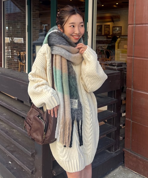 RODEO CROWNS WIDE BOWL（ロデオクラウンズワイドボウル）の「チェックガラ ボリュームマフラー（マフラー・レディース・ブラック系その他/ピンク系その他/ブルー系その他・FREE）」の21枚目の写真