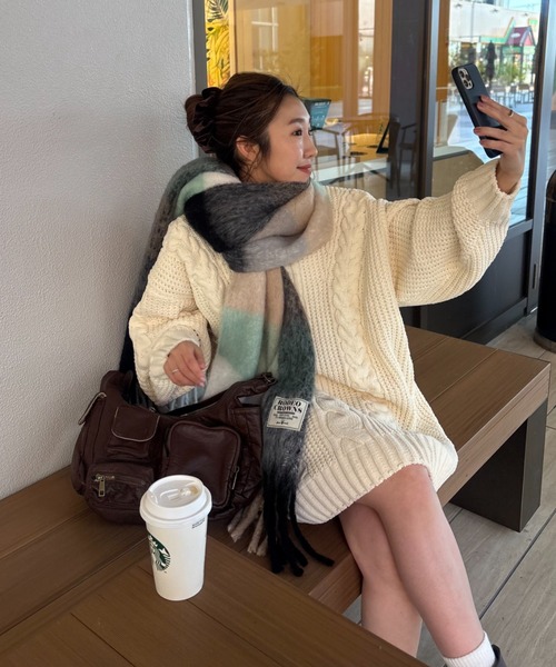 RODEO CROWNS WIDE BOWL（ロデオクラウンズワイドボウル）の「チェックガラ ボリュームマフラー（マフラー・レディース・ブラック系その他/ピンク系その他/ブルー系その他・FREE）」の22枚目の写真