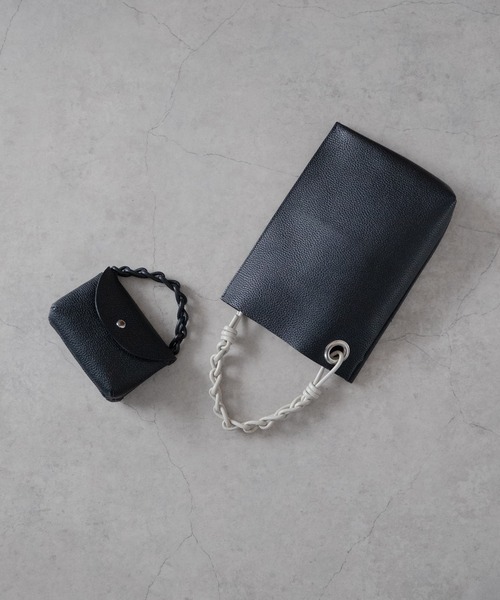 SHRINK LEATHER CHAIN HANDLE POUCH / シュリンクレザー チェーン