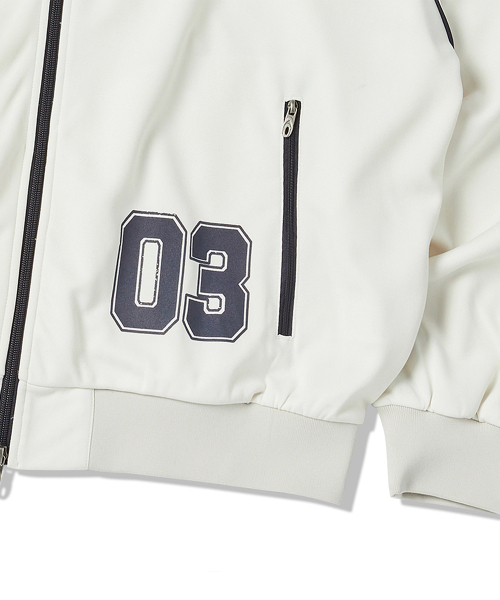 TRAVEL（トラベル）の「コンビネーションテープジャージトラックジャケットアイボリー（ナイロンジャケット・レディース・その他・MEDIUM/LARGE/SMALL）」の4枚目の写真