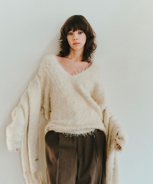 ETRE TOKYO(エトレトウキョウ)の「SANTEヘアリーシルクフリンジニットストール(ストール/ショール・レディース・ブラウン/オフホワイト/ミント・FREE)」の6枚目の写真