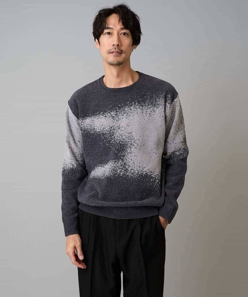 a.v.v（アーヴェヴェ）の「【洗濯機で洗える】モールジャカードボカシ柄ニット（ニット/セーター・メンズ・ベージュ/グレー・46/48）」の11枚目の写真