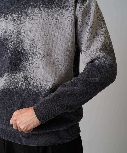 a.v.v（アーヴェヴェ）の「【洗濯機で洗える】モールジャカードボカシ柄ニット（ニット/セーター・メンズ・ベージュ/グレー・46/48）」の16枚目の写真