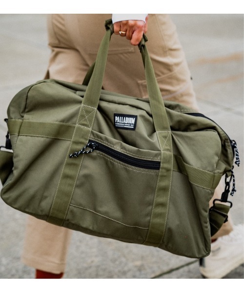 PALLADIUM（パラディウム）の「PALLADIUM/パラディウム WEEKENDER BAG（ボストンバッグ・メンズ・ベージュ/ブラック/カーキ・FREE）」の3枚目の写真